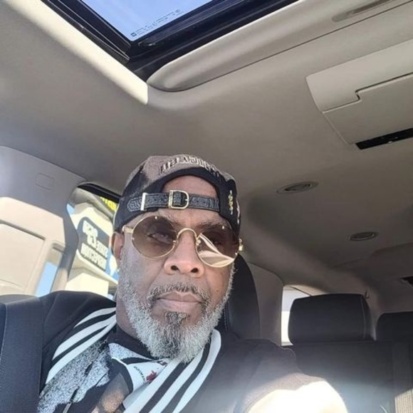 Meet your Posher, Eric - Picture 1 of 1